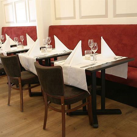 Brasserie Hotel De Nymph Brielle Extérieur photo